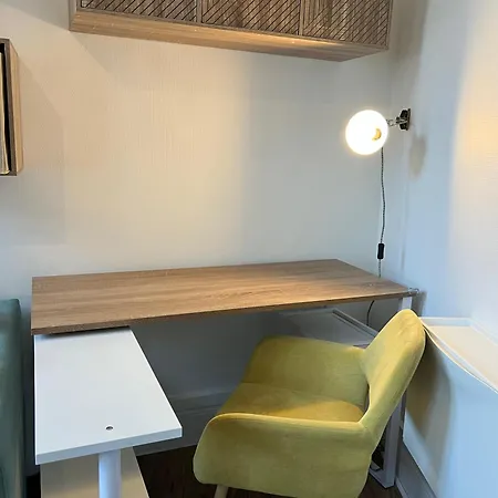 Les Nids De Le Canari