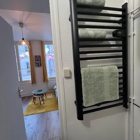 Les Nids De Le Canari